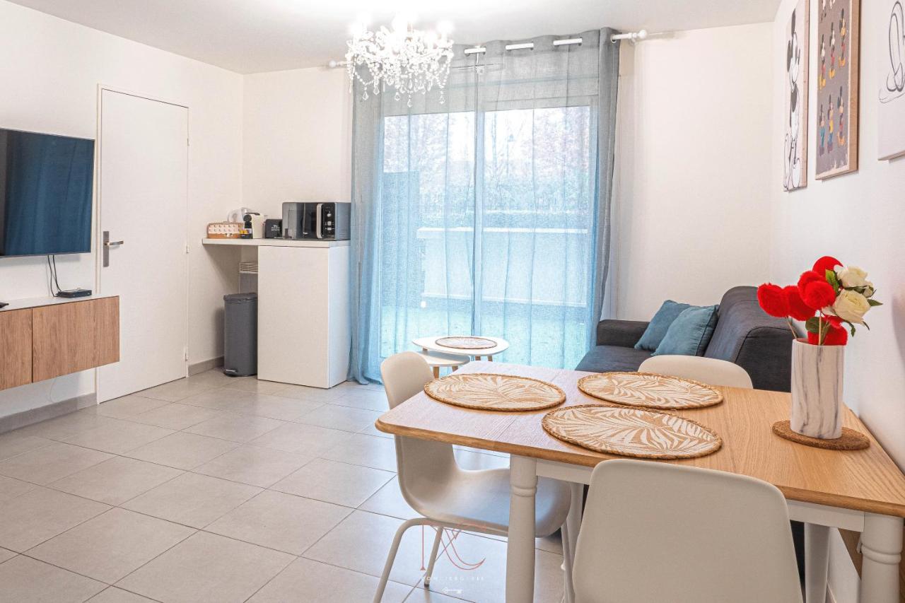 *Disneyland-Paris* 4Pers, Parking, Wifi Chessy  Exterior photo